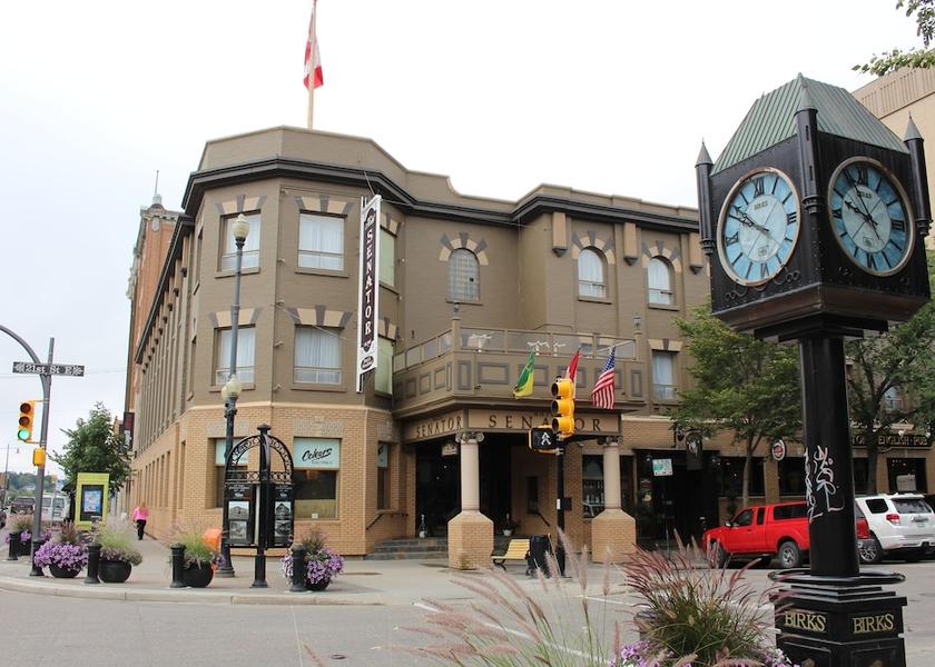 Saskatchewan Saskatoon Property entrance