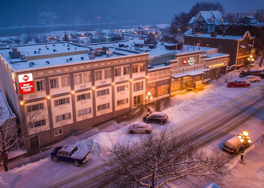 British Columbia Nelson Facade