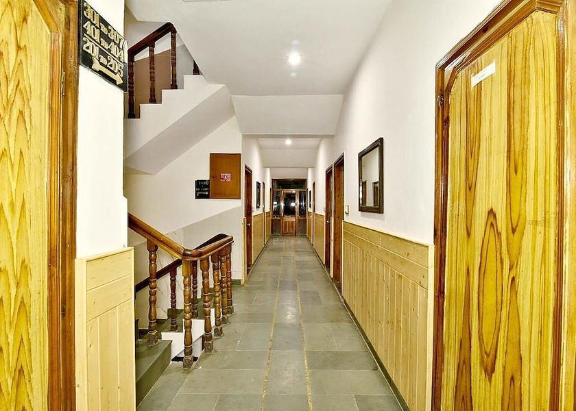Himachal Pradesh Manali Hallway
