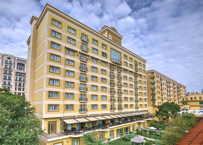  Baku Exterior