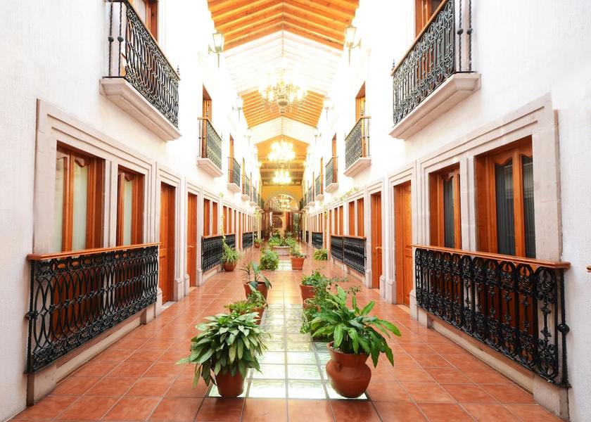 Michoacán Patzcuaro Interior Entrance