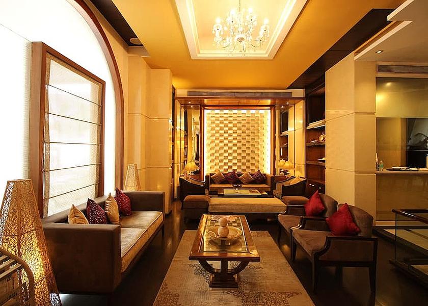 Maharashtra Mumbai Public Areas