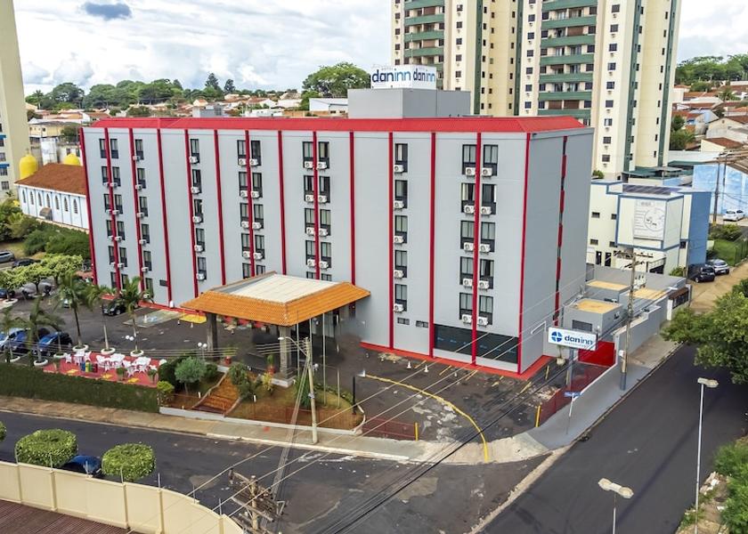 São Paulo State Araraquara Front of property