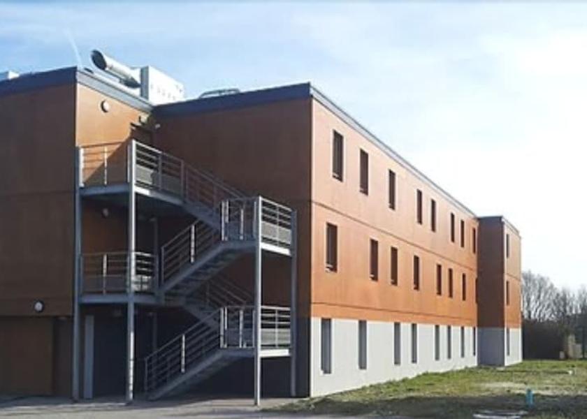 Hauts-de-France Grande-Synthe Exterior Detail