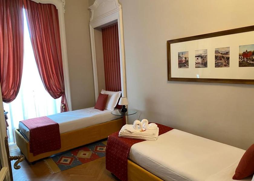 Piedmont Turin Room