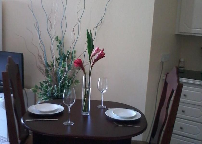  Gros Islet In-Room Dining
