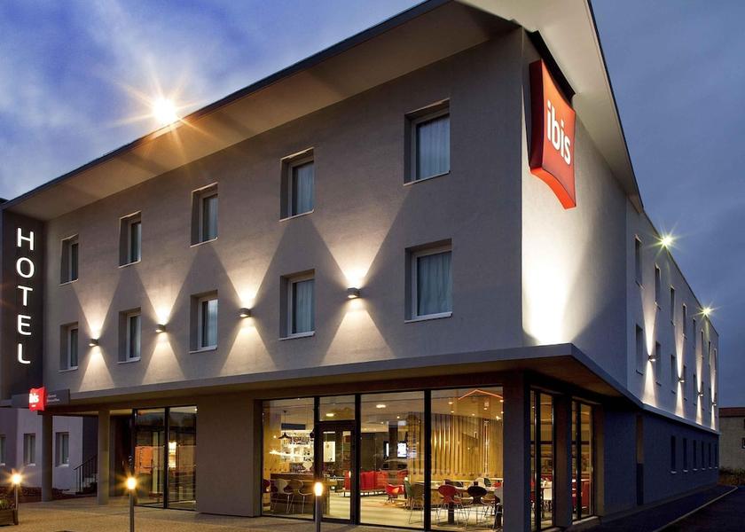 Auvergne-Rhone-Alpes Riom Primary image