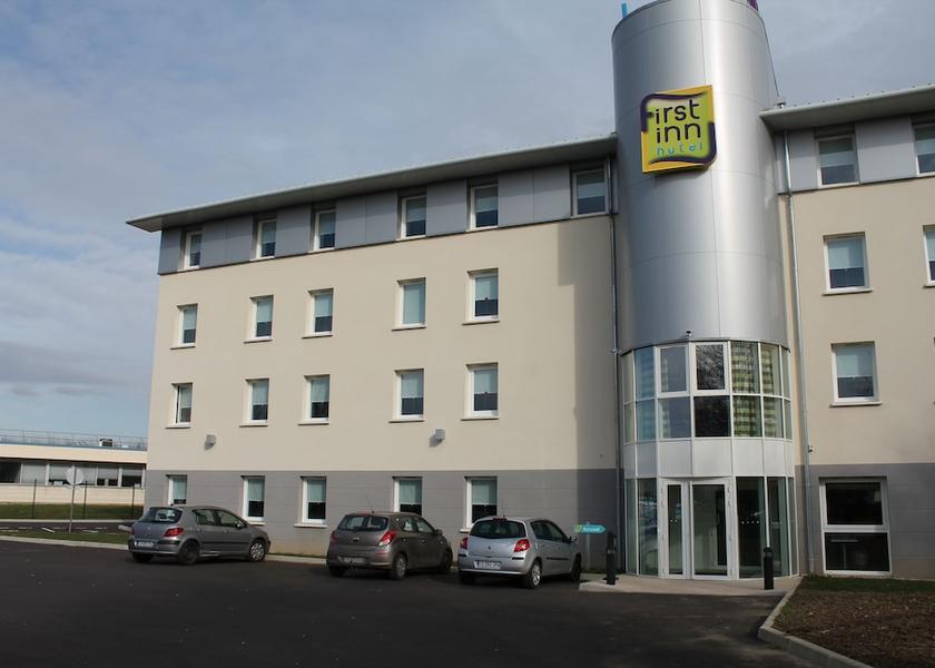 Ile-de-France Villejust Facade