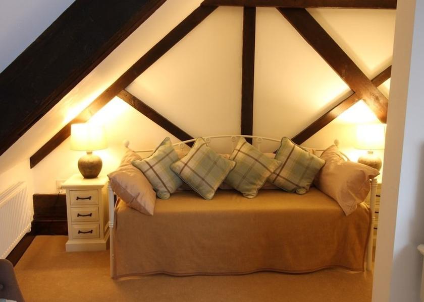 England Canterbury Room