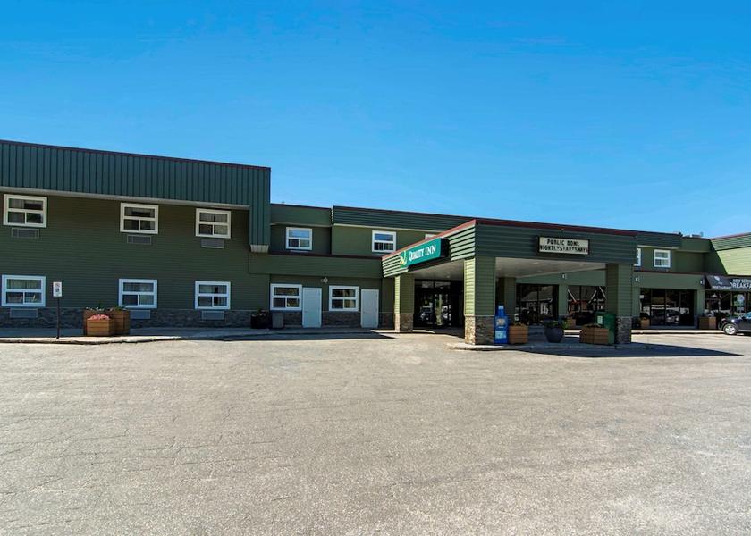 Ontario Bracebridge Exterior Detail