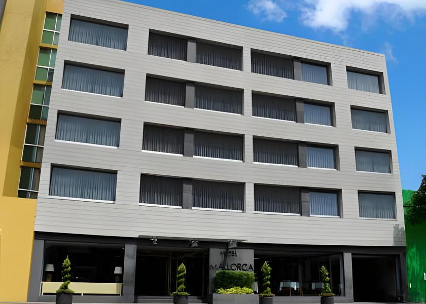 Mexico City Hotel Exterior
