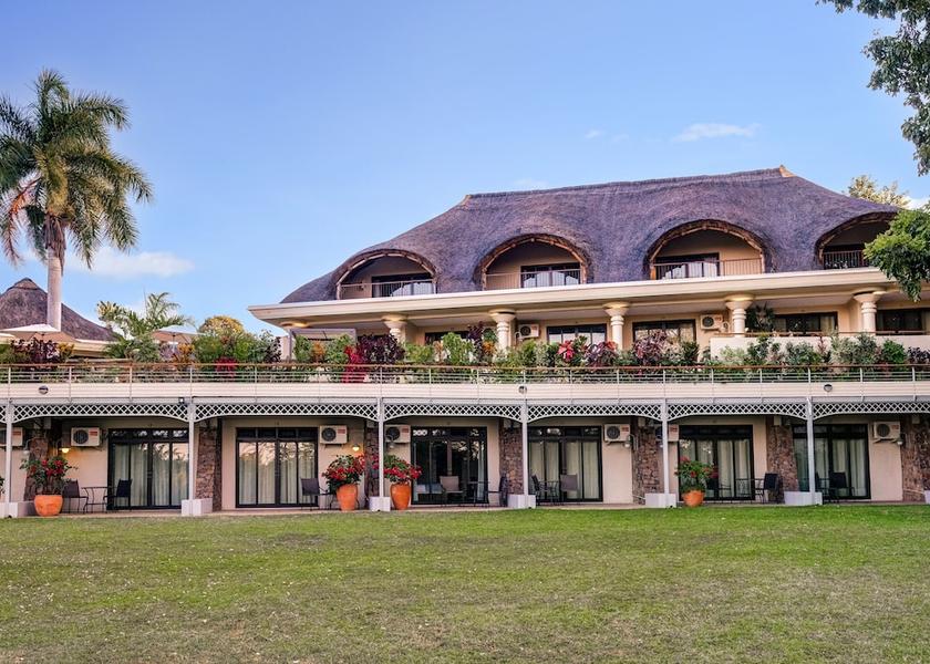  Victoria Falls Exterior Detail