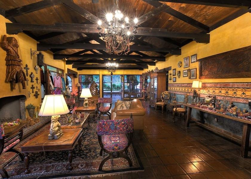 Solola Panajachel Lobby