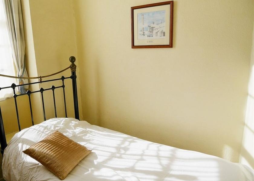 England Swindon Room