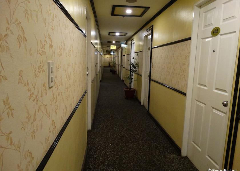  Manila Hallway