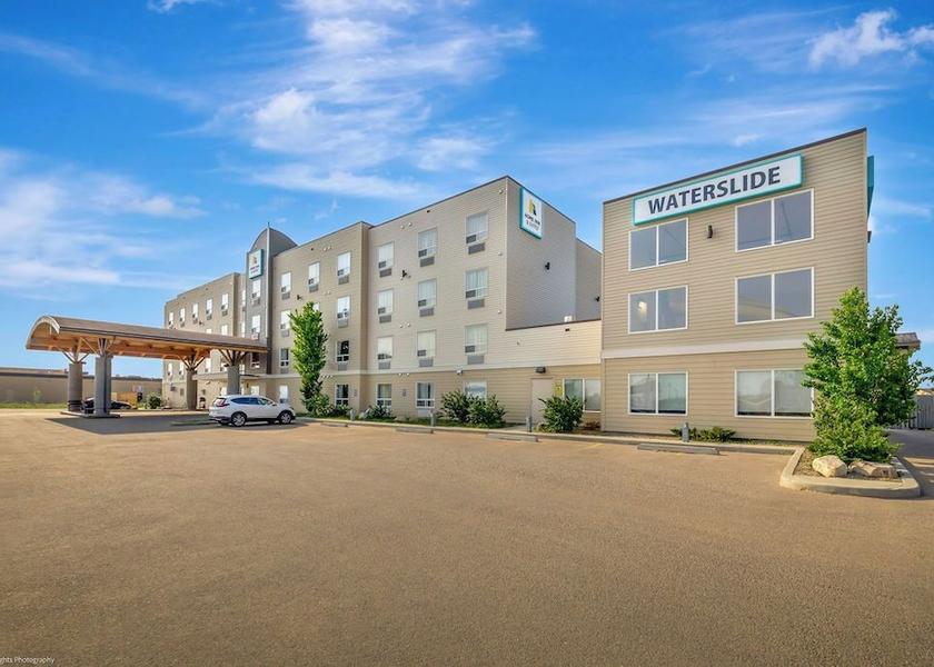 Alberta Lloydminster Exterior Detail