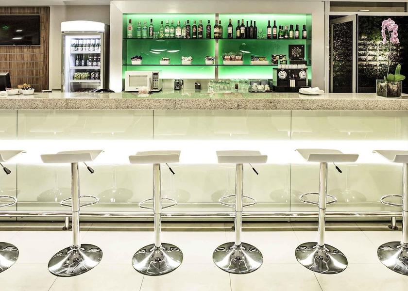 Rio de Janeiro State Rio de Janeiro Bar (on property)
