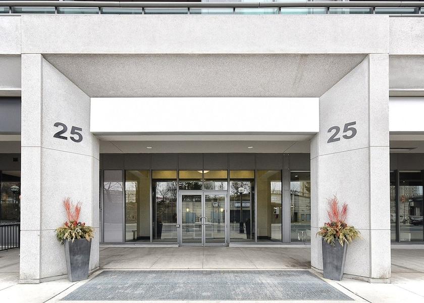 Ontario Toronto Entrance