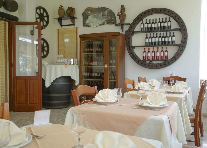 Calabria Ricadi Interior Entrance
