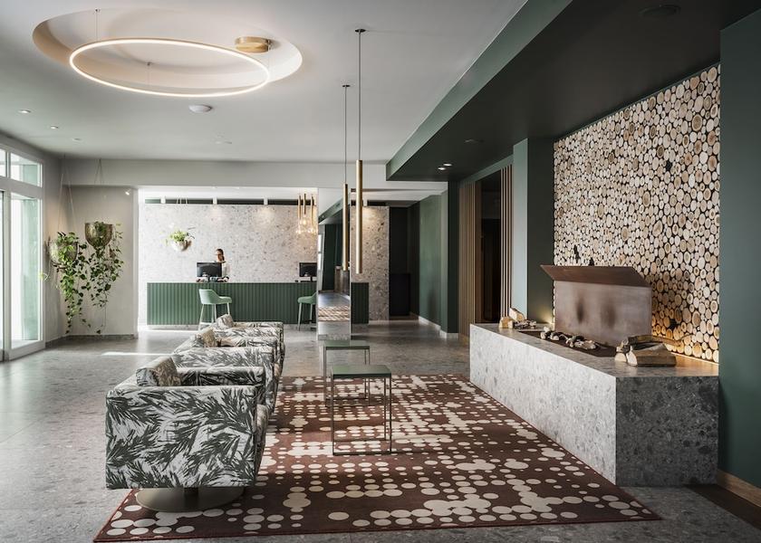  Borgo Maggiore Reception