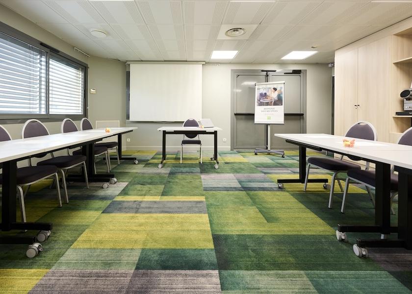 Nouvelle-Aquitaine Begles Meeting Room