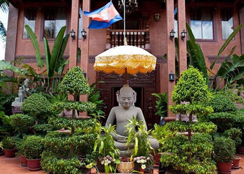 Siem Reap Siem Reap Interior Entrance