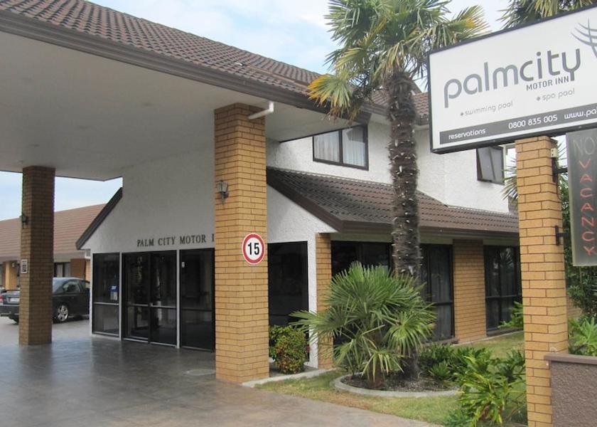  Napier Interior Entrance