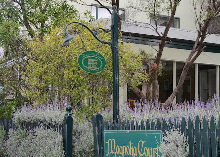 Victoria Melbourne Entrance