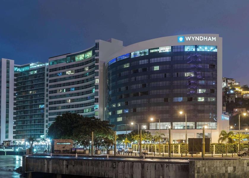 Pichincha Guayaquil Exterior Detail