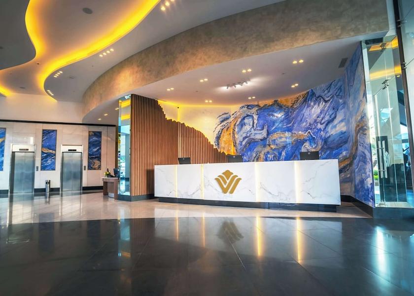Pichincha Guayaquil Lobby