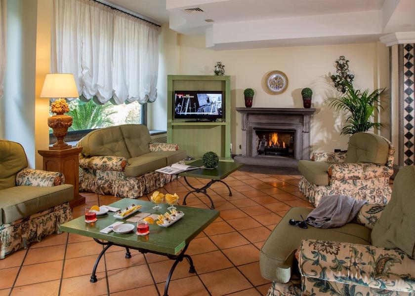 Lazio Fiano Romano Fireplace