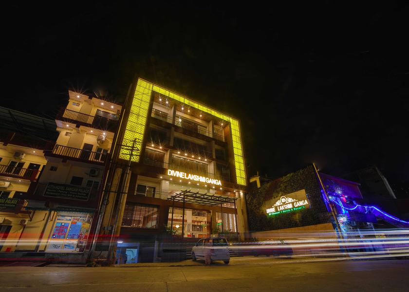 Uttarakhand Rishikesh Hotel Exterior