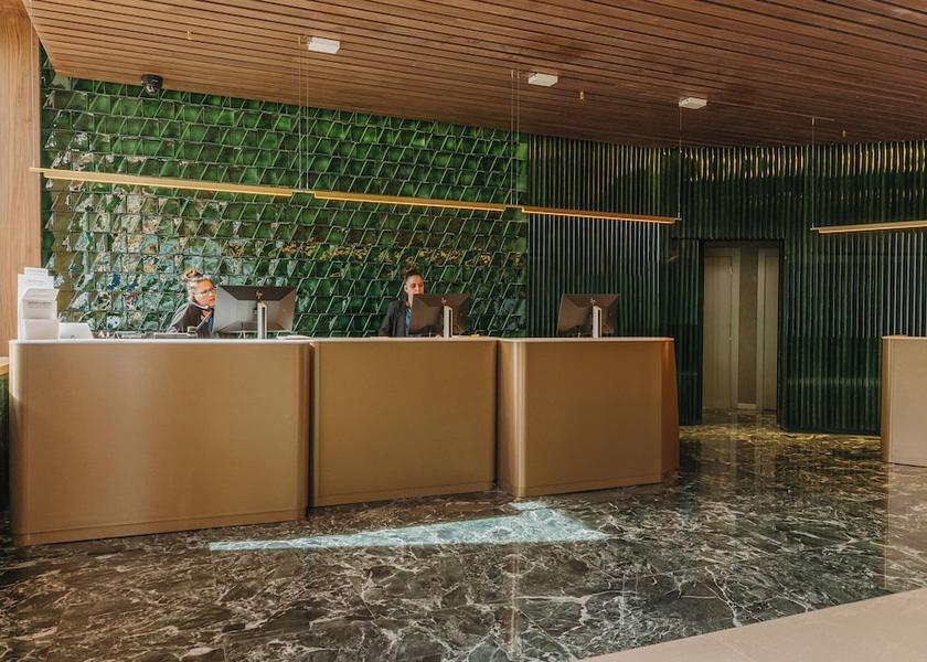 Catalonia Barcelona Reception