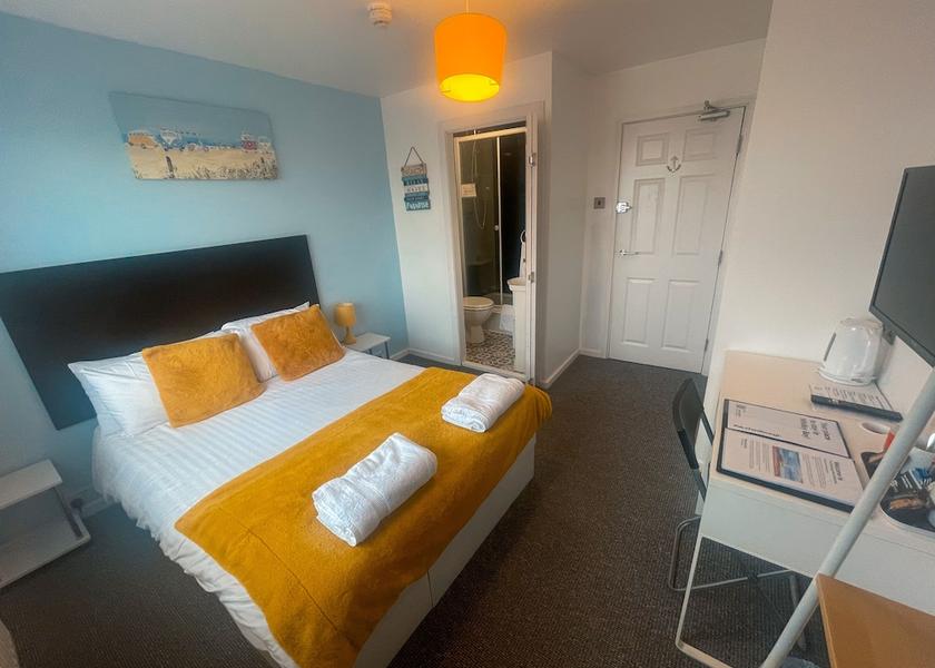 England Whitley Bay Room