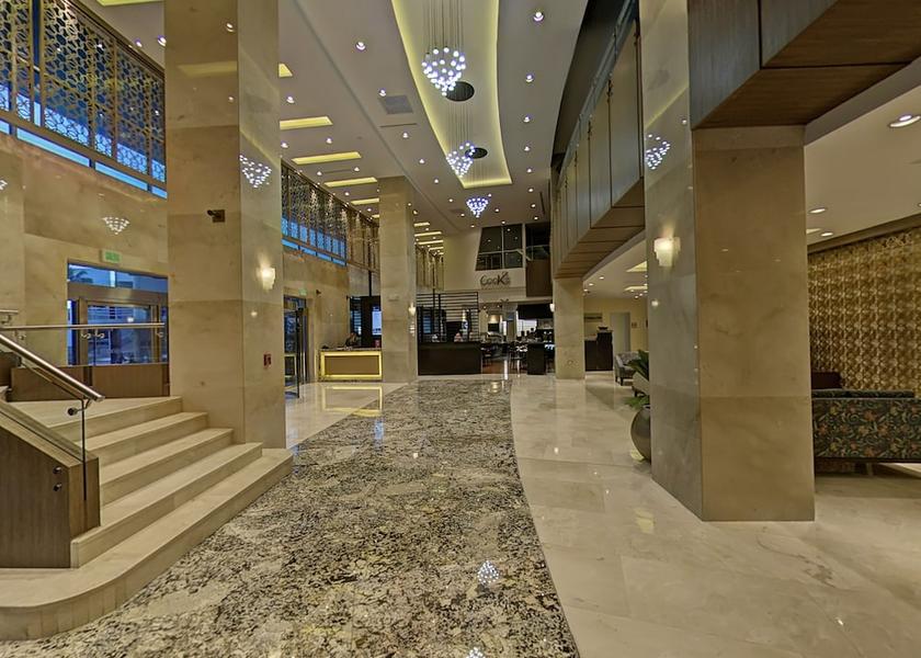 Pichincha Guayaquil Lobby