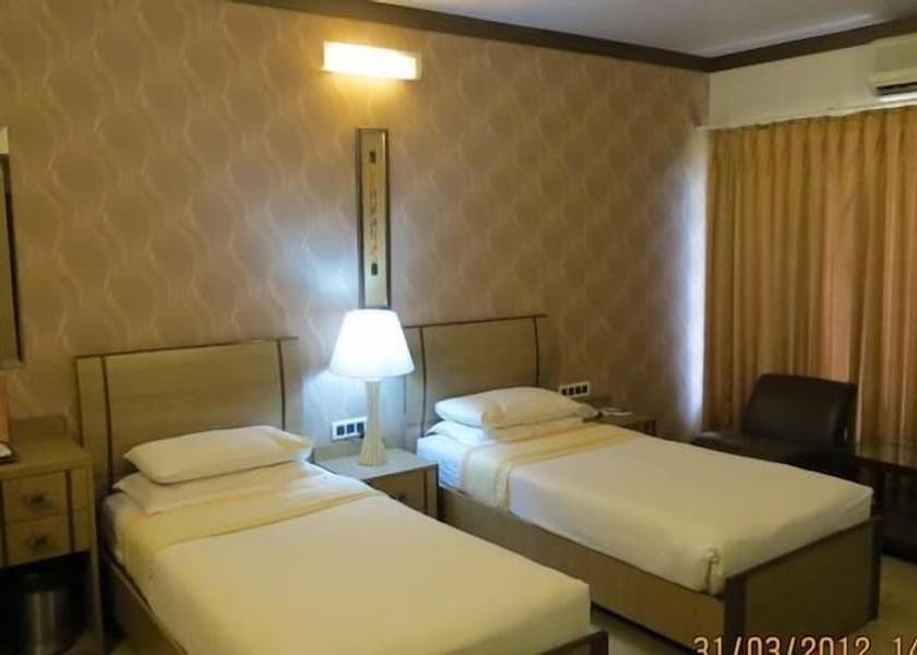 Maharashtra Mumbai Deluxe Room