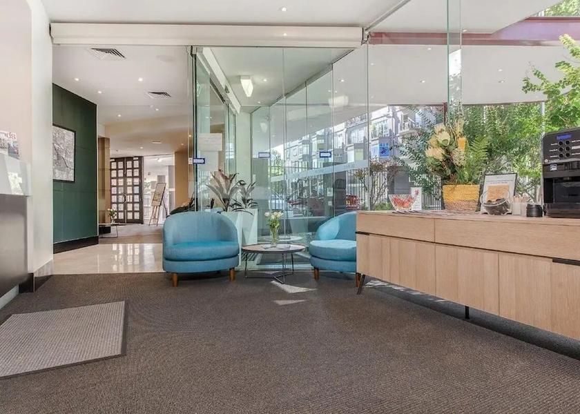 Victoria Melbourne Reception