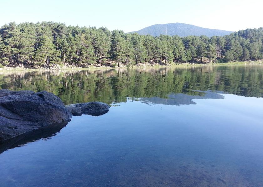  Escaldes-Engordany Lake