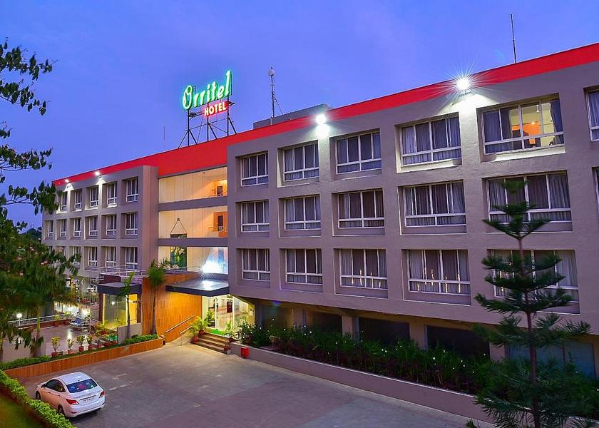 Maharashtra Pune Hotel Exterior