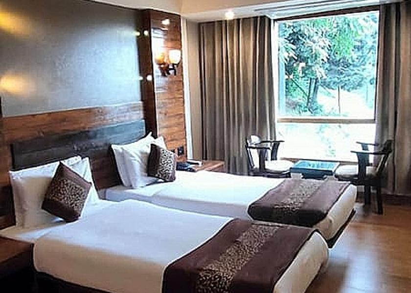 Jammu and Kashmir Srinagar Superior Room, 2 Twin Beds