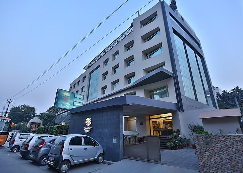 Uttar Pradesh Lucknow Entrance