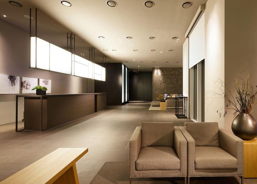 Seoul Lobby sitting area