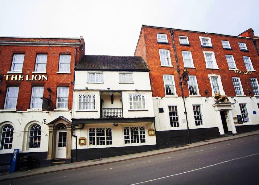 England Shrewsbury Exterior Detail