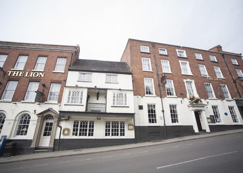 England Shrewsbury Exterior Detail