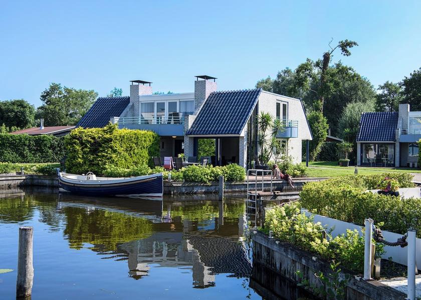 North Holland Loosdrecht Exterior Detail