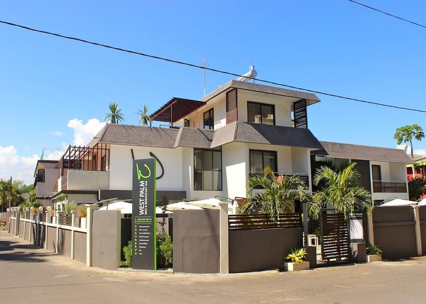 MU Mauritius Facade