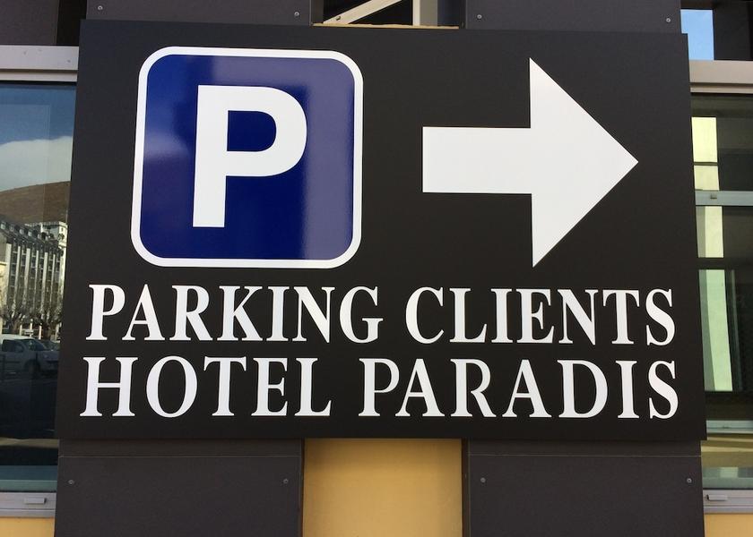 Occitanie Lourdes Parking