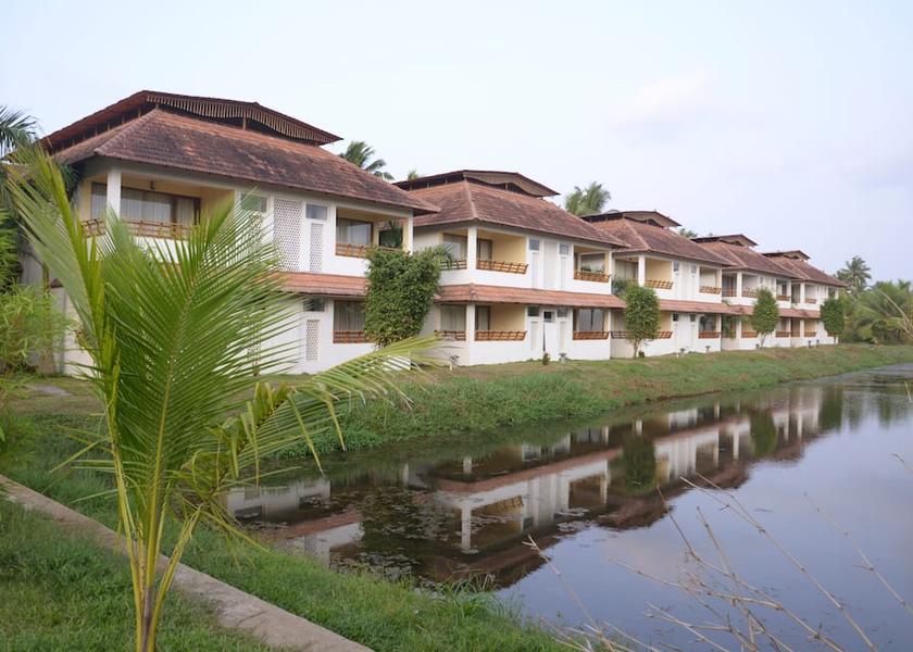 Kerala Kumarakom Facade