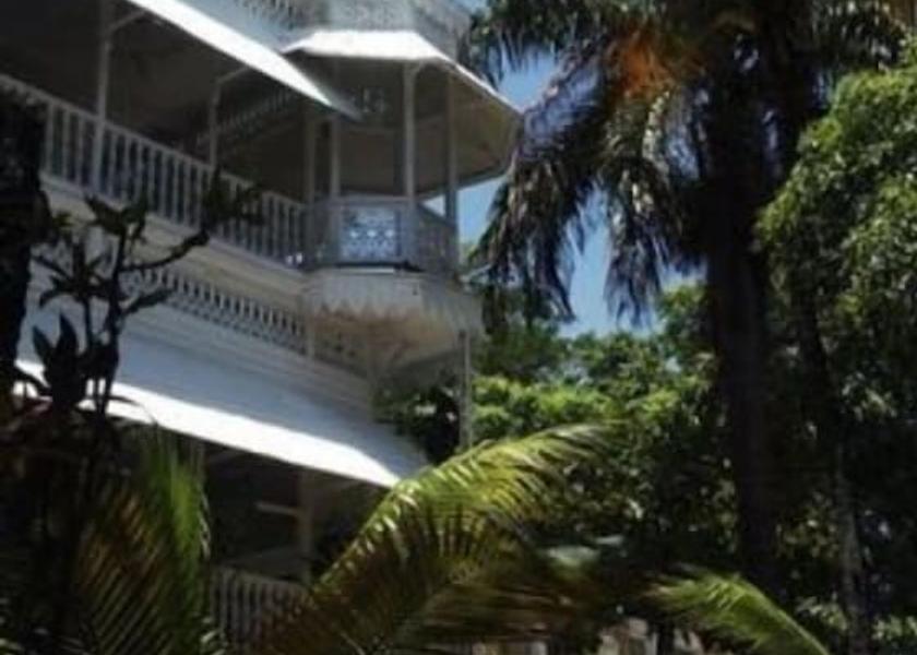  Port-au-Prince Garden