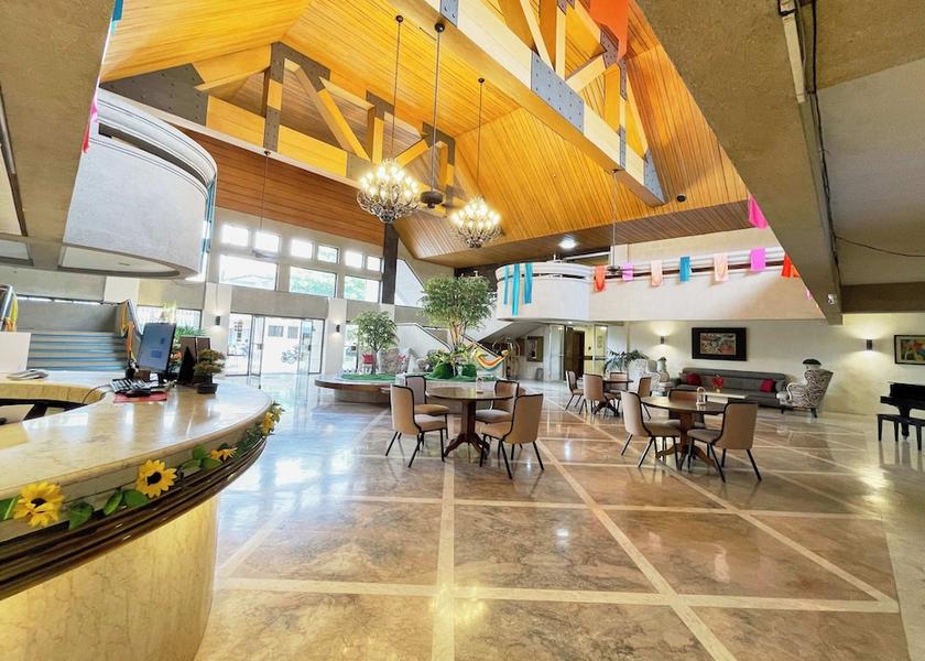Central Luzon Angeles City Lobby